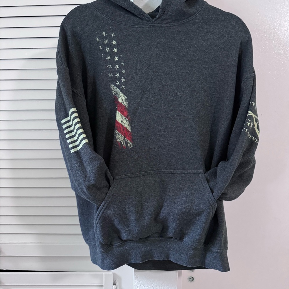 Men's Grunt Style Dark Gray Hooded Sweatshirt with Flag Graphic